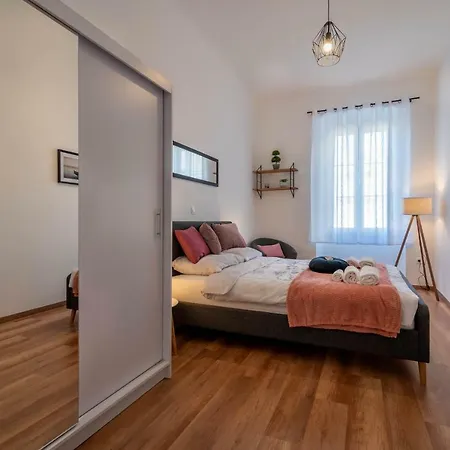 Apartment Center *
